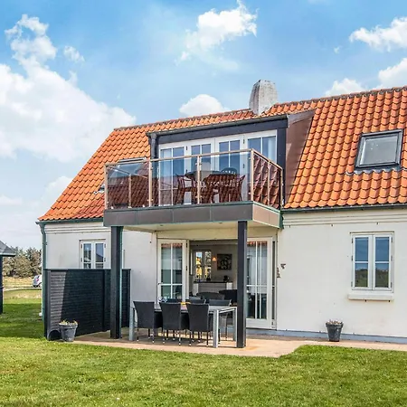 Holiday home Lyngbyvej Iii *