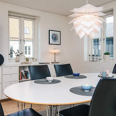 Lyngbyvej Iii Holiday home Norre Lyngby